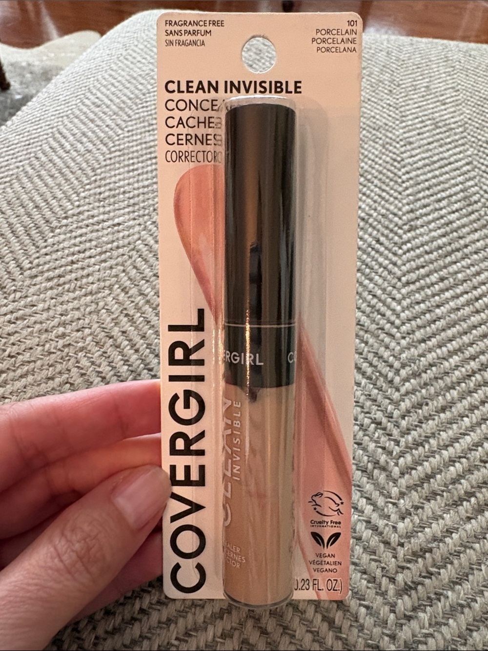 COVERGIRL Clean Invisible Concealer - Porcelain
